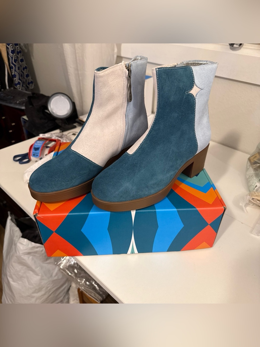 Lazo Luna Multicolor Suede Ankle Bootie Zip Colorblock Women’s US 8.5